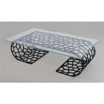 Tavolino Stone large con base curvata e traforata di Pintdecor