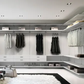 Cabina Armadio in laccato bianco opaco Railsystem 37D di Ferrimobili