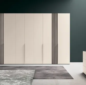 Armadio con ante battenti Vitalyty Solid e Style in laccato opaco Mandorla e melaminico Eucalipto Argento di Colombini Casa
