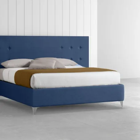 Letto Sommier 127 in tessuto con box contenitore e testiera boiserie a parete di Stilfar Italia