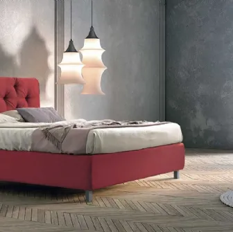 Letto in tessuto con testiera trapuntata Vanity di Stilfar