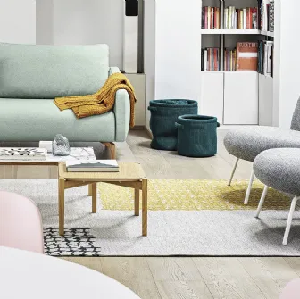 Poltroncina in tessuto imbottita Puffy di Calligaris
