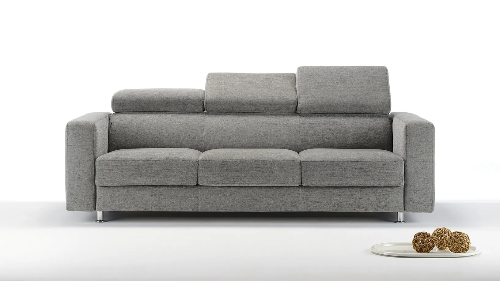 Divano a tre posti con poggiatesta regolabile Benjamin di Family Bedding