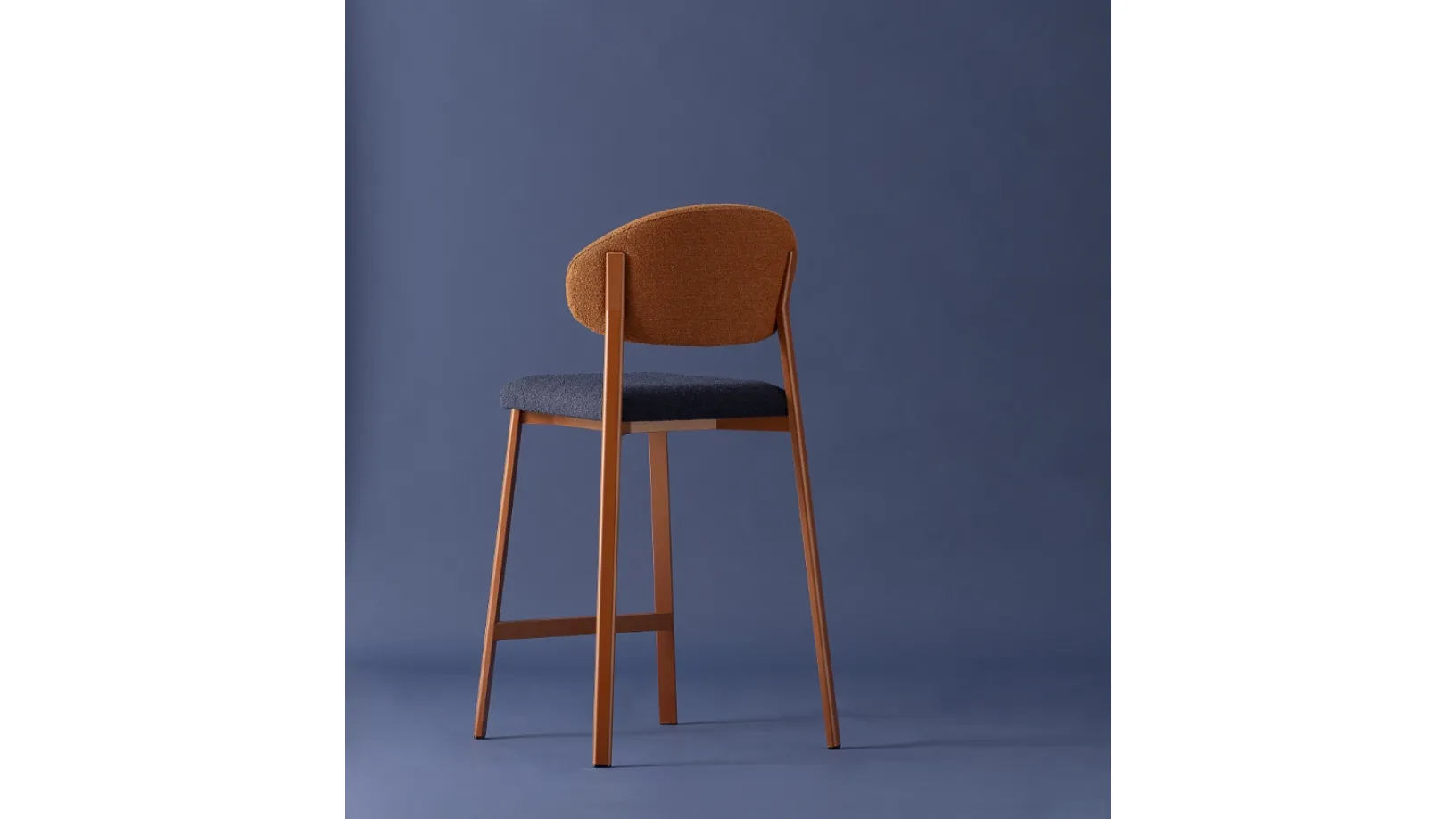 Sgabello Beba Curvy di Pointhouse