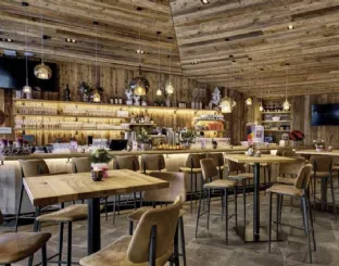 Sgabello Joe SG in pelle con base in metallo di Sedie Brianza