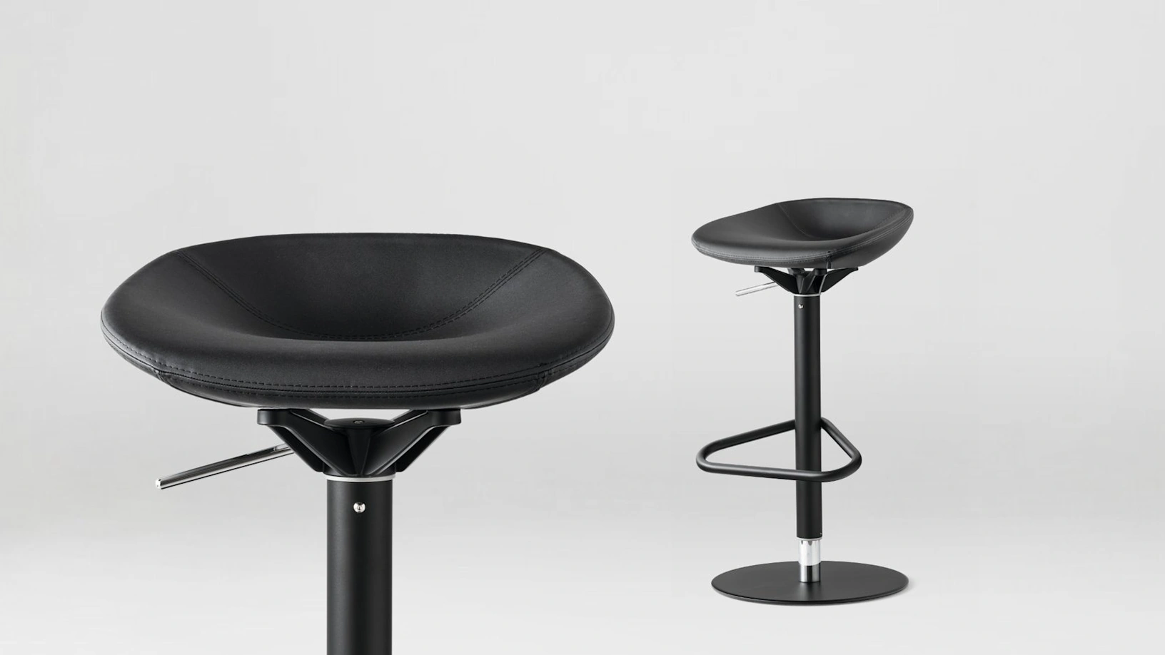 Sgabello regolabile in pelle Palm di Calligaris