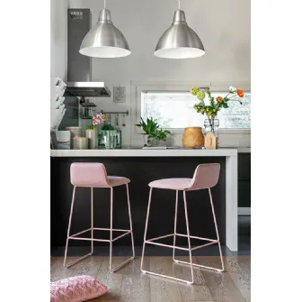 Sgabello in tessuto con struttura in metallo Riley soft di Connubia