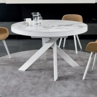 Tavolo rotondo allungabile in ceramica con basamento in metallo Tivoli di Calligaris