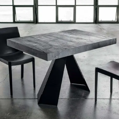 Tavolo allungabile Compact in nobilitato folding color antracite e base in metallo verniciato nero di La Seggiola