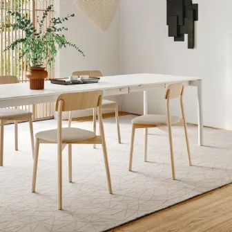 Tavolo minimal allungabile in legno Nordic di Calligaris