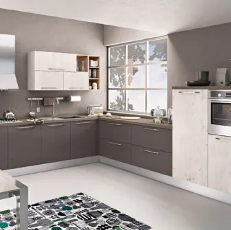 Cucina Moderna Kyra in Abete Nordico Bianco e Laccato Lucido di Creo