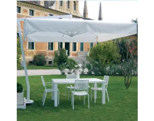 Ombrellone AFD in alluminio verniciato bianco di La Seggiola