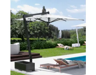 Ombrellone STR in alluminio verniciato antracite con apertura a manovella di La Seggiola